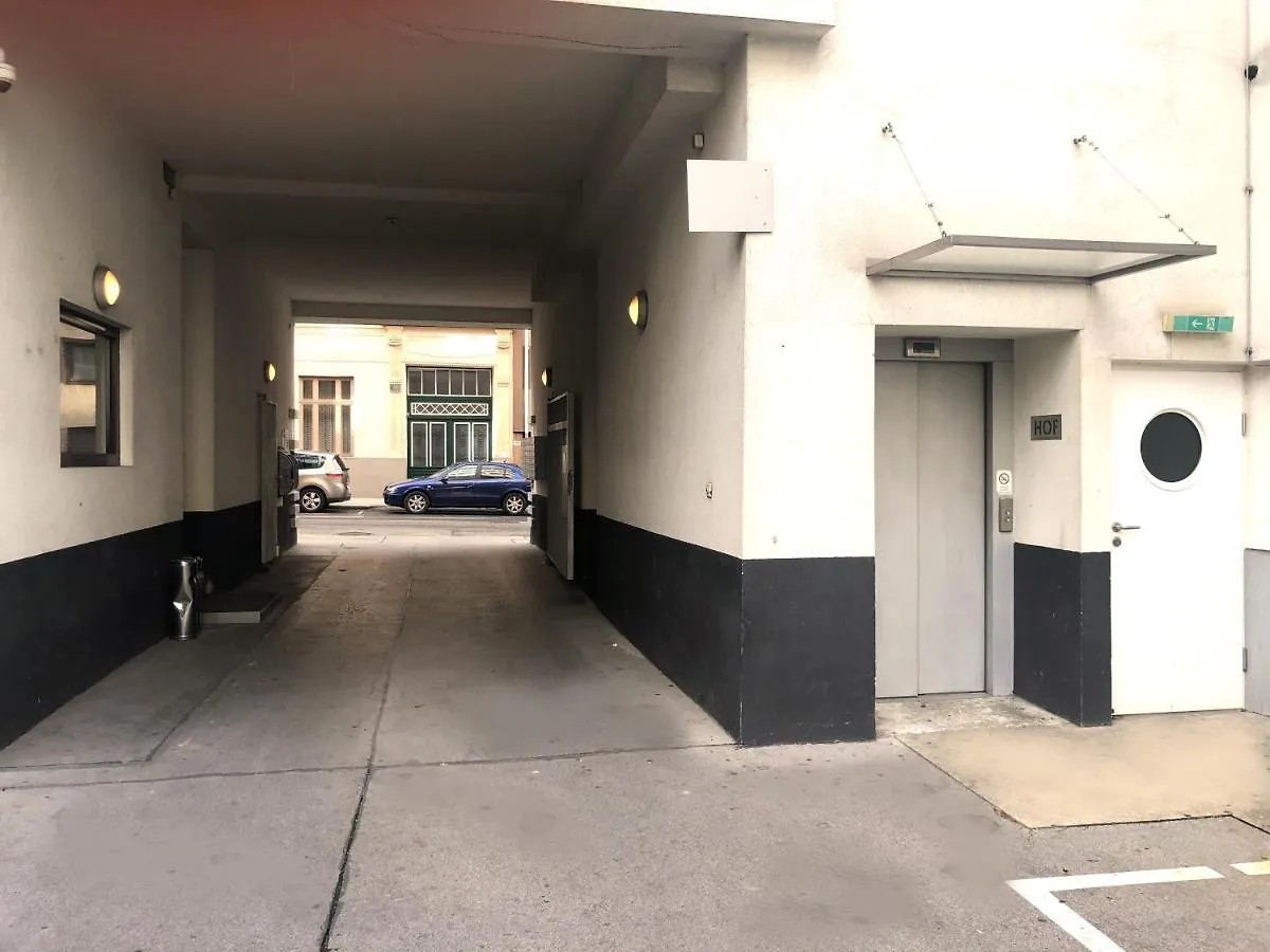 Aparthotel Apartment Philip Vienna Self Check-In Austria